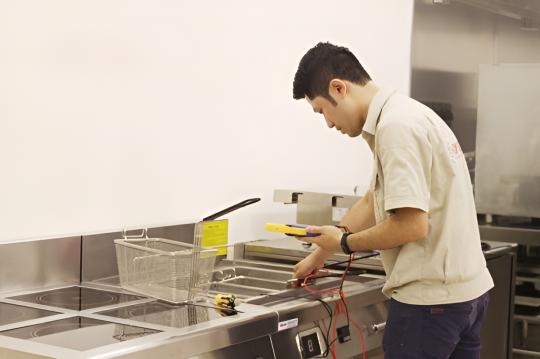 Sữa chữa bếp từ công nghiệp tại Hà Nội – Nhanh chóng, giá thành hợp lý
